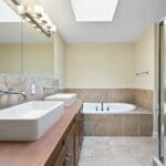 2 Bed, 3 Bath Townhouse | Lower Mount Royal Calgary (RP267)
