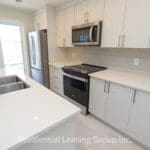 Modern 2 Bed Townhome in Rockland Park NW (RP093)