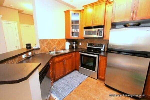Spacious 2-Bed Condo in Discovery Ridge | Utilities Included (RP279)