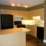 Downtown Calgary 2-Bedroom Condo with Parking & Storage (RP424)