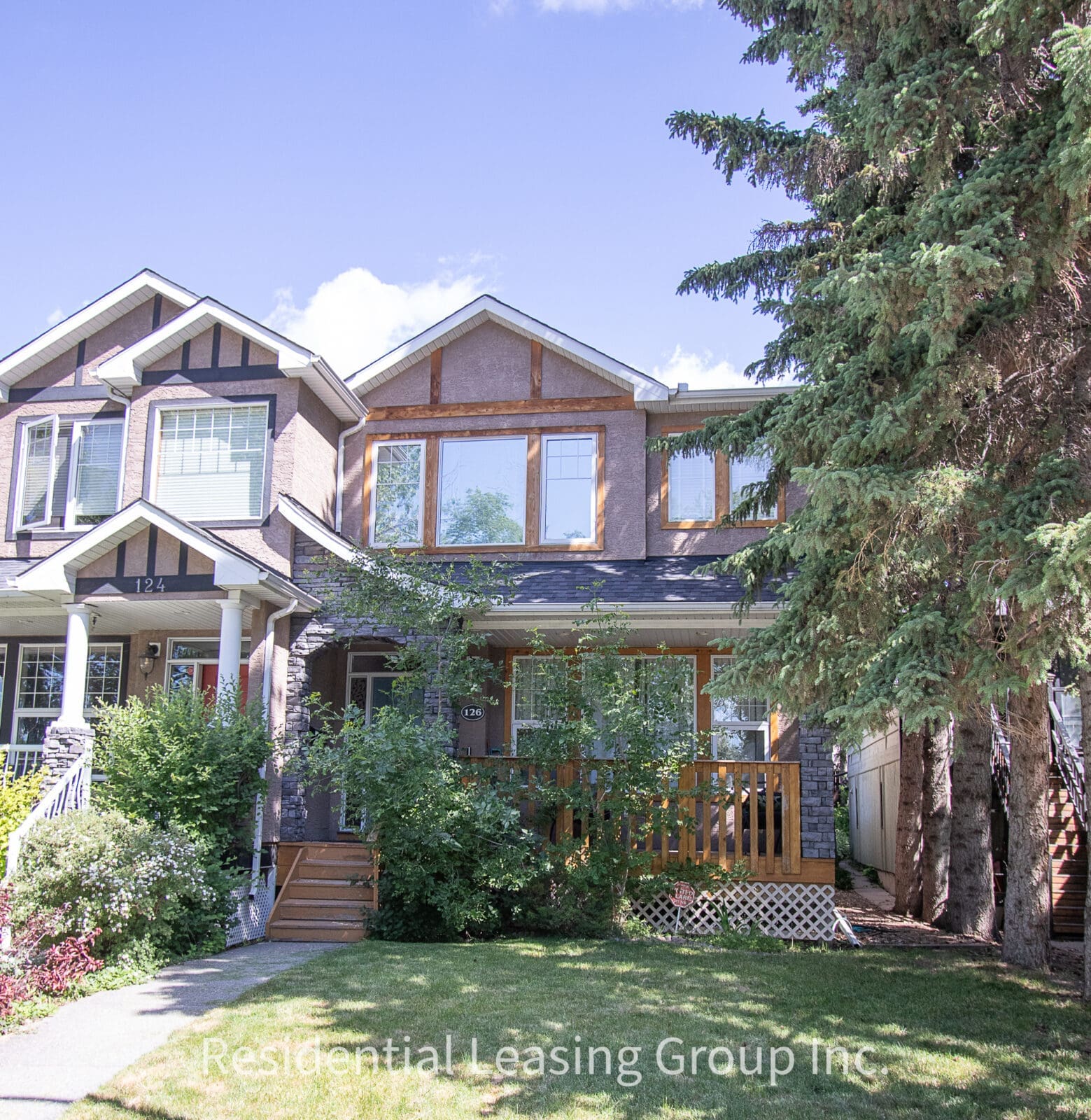 Tuxedo Park House 126 30 Ave Ne Calgary, T2E 2C8, For rent RLG