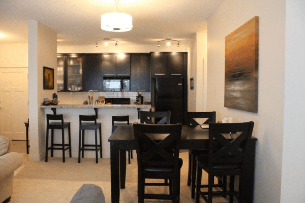 Bright and Spacious 2-Bedroom Condo in Marda Loop! (RP400)