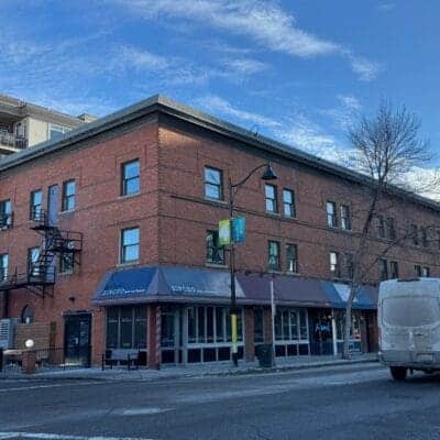 Charming Apartment in Historic Aberdeen Block Building, Mission (L940-12)