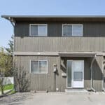 3-Bed SW Calgary Townhouse for Rent | Westgate – Kincaid Castle (RP495)