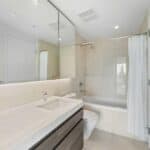 Executive Corner Residence | Park Point Downtown Calgary (RP447)