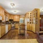 Quiet Acreage Living Near Calgary | 6 Bed Estate Retreat (RP471)