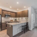Executive 1 Bedroom Condo in Sunnyside Calgary | (RP474)
