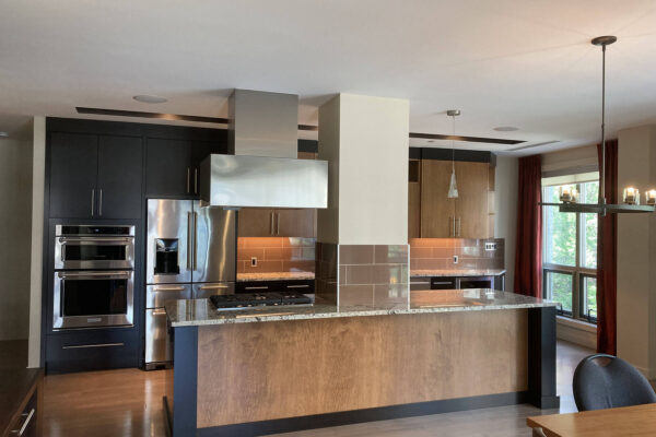Executive 2 Bed Condo | Utilities Included | Eau Claire (RP171)