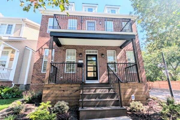 Distinguished Colonial Living in Garrison Woods (L929)