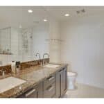 2 Bed + Den | Waterfront Downtown | 2 Parking Stalls (RP253)